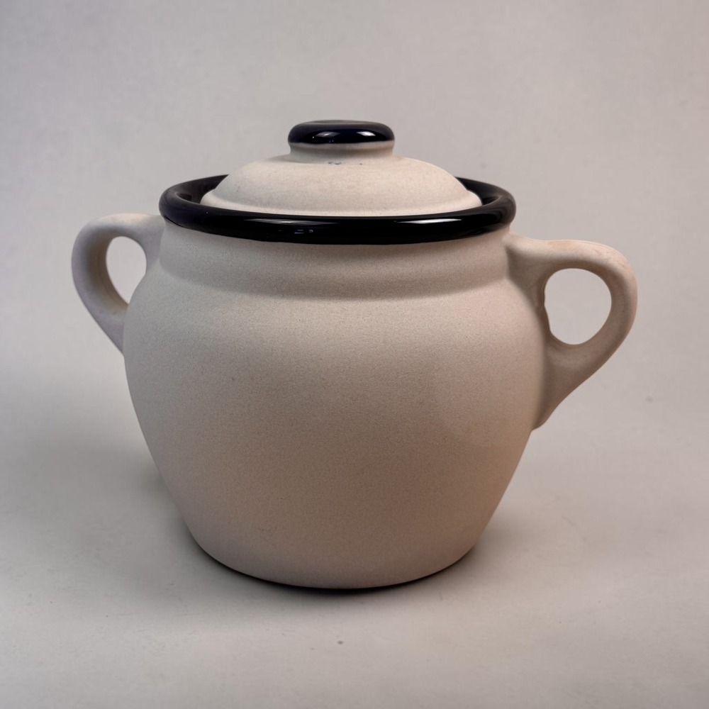 VTG 1982 Mountainside Stoneware Bean Pot Gailstyn-Sutton Blue Cream Japan